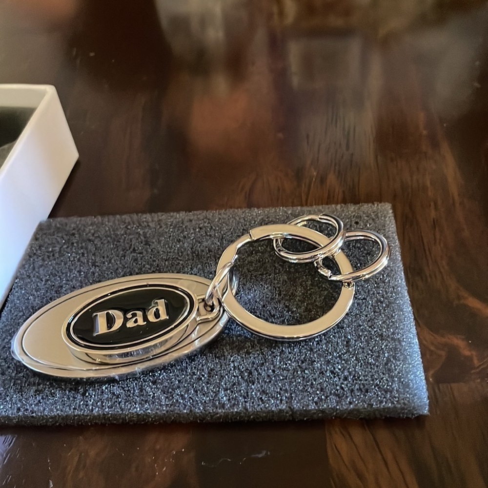 THINGS REMEMBERD. Everything’s personal. - Picture 2 of 3